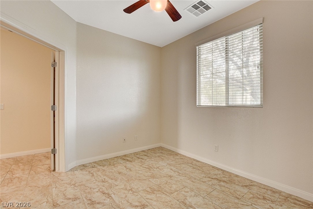 5548 Ayers Cliff Street - Photo 5