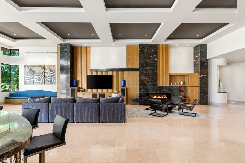 2 Castle Oaks Court - Photo 8