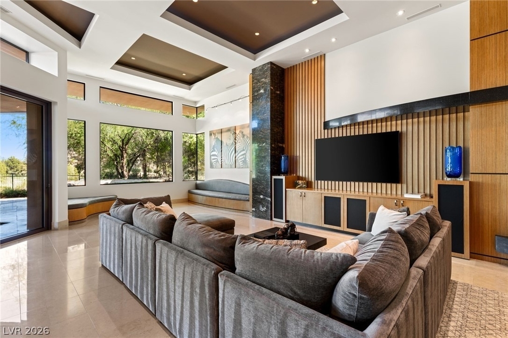 2 Castle Oaks Court - Photo 9