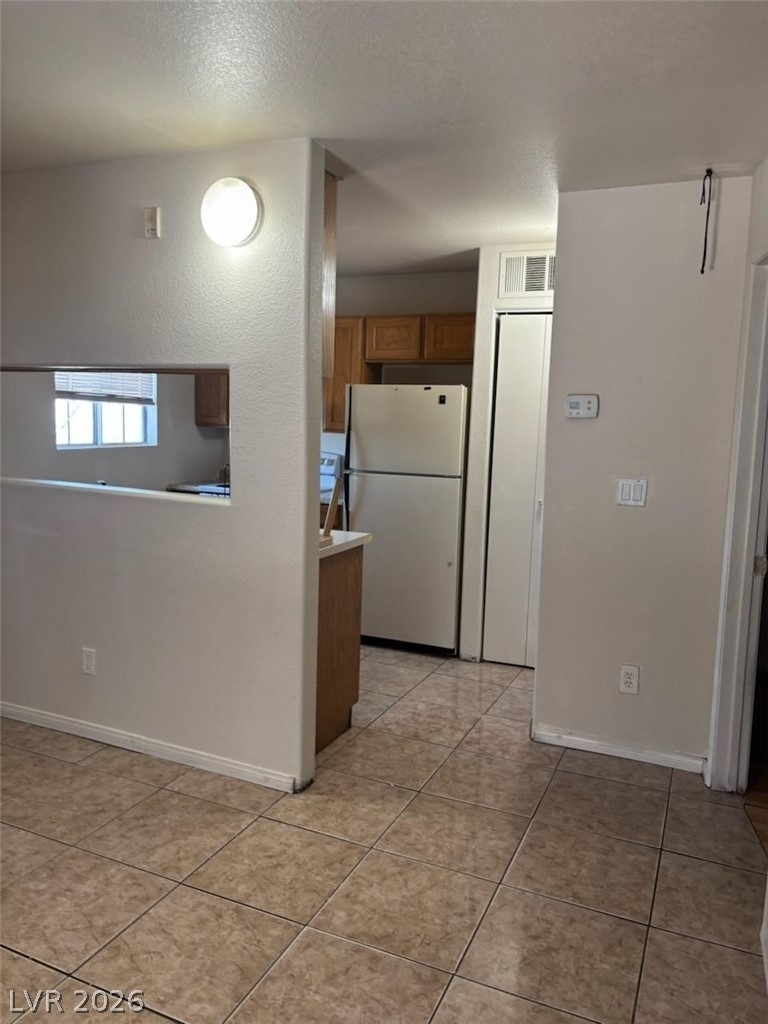 231 W Philadelphia Avenue - Photo 1