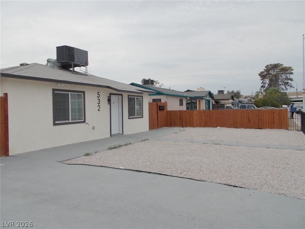 532 N 9th Street - Photo 1