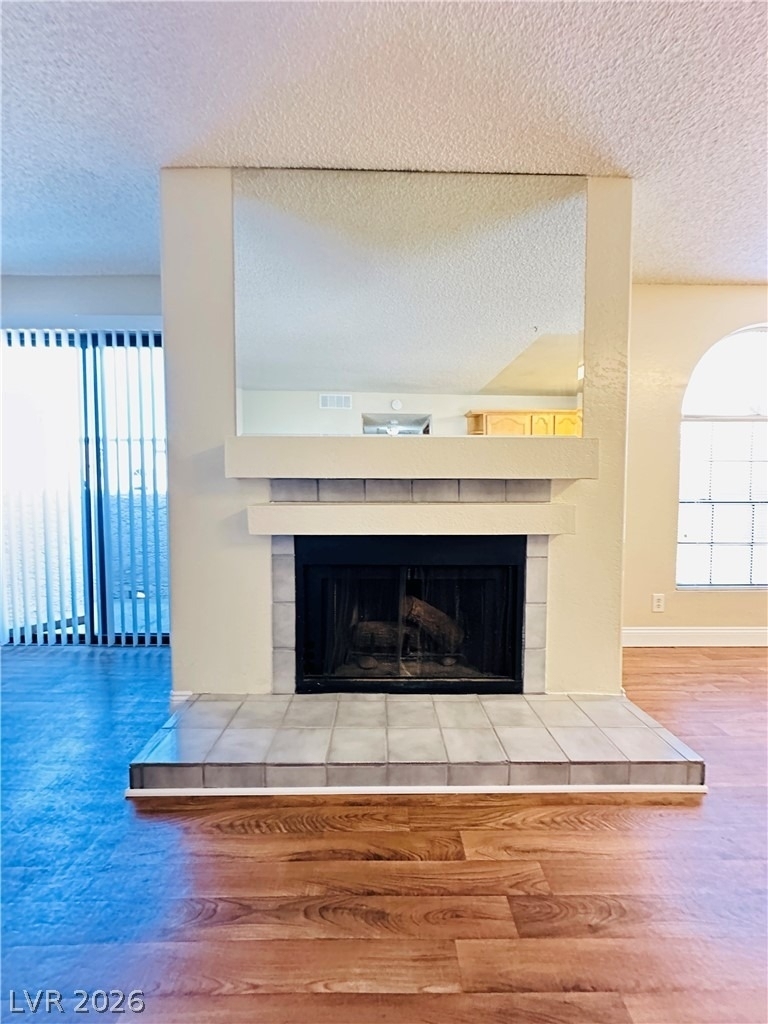 2977 Juniper Hills Boulevard - Photo 3