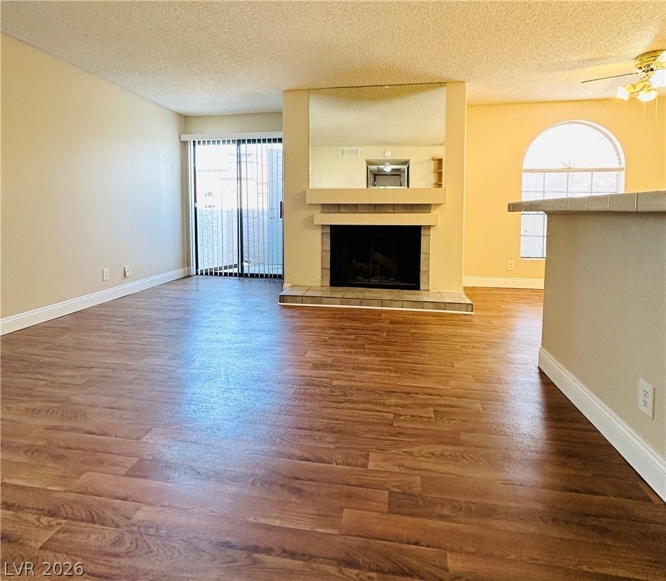 2977 Juniper Hills Boulevard - Photo 4