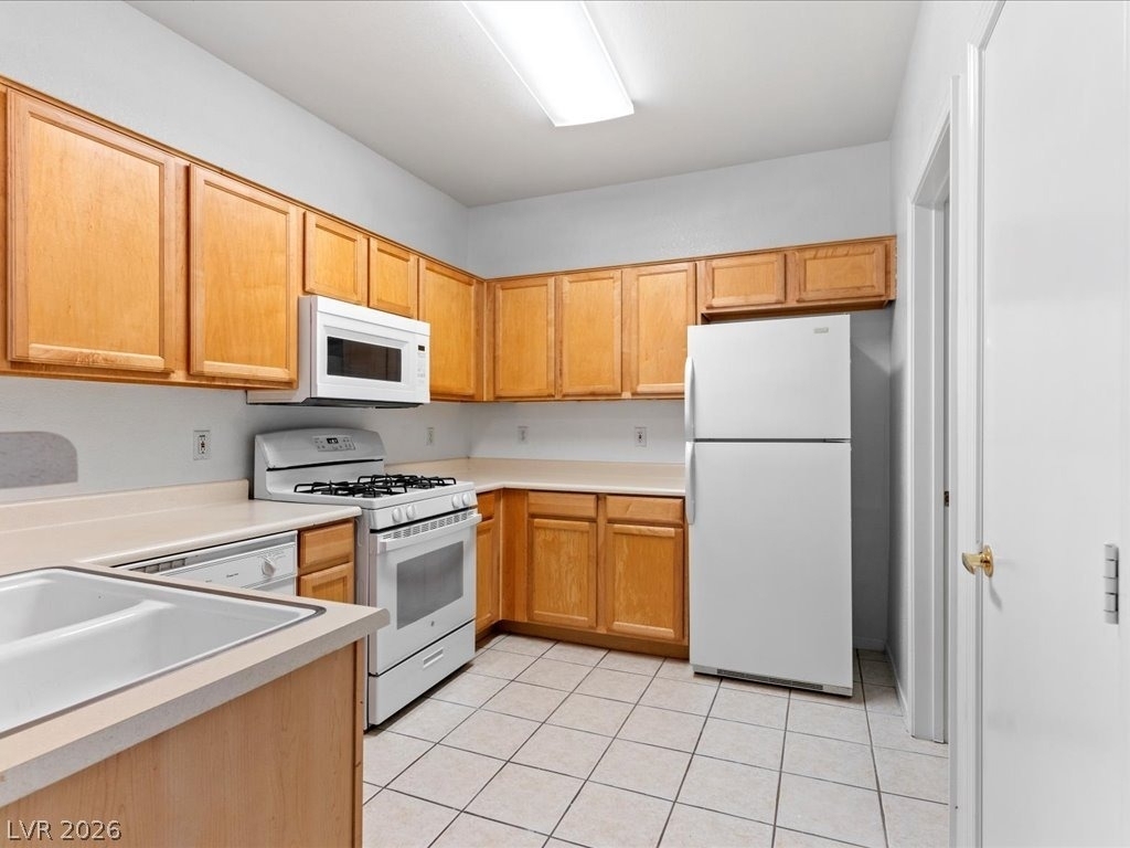 8725 W Flamingo Road - Photo 7