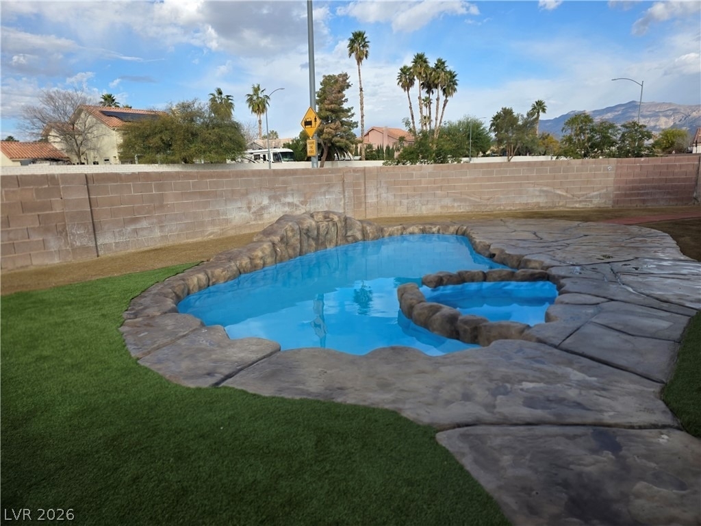 5843 Berry Hill - Photo 10