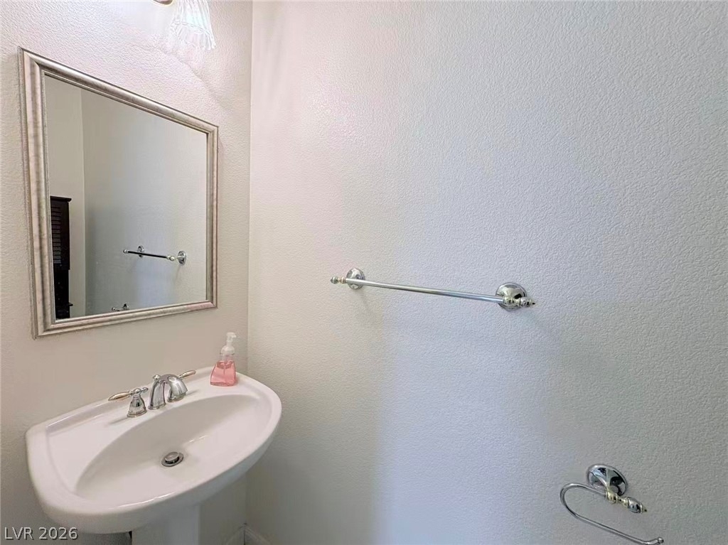 10662 Foggy Glen Avenue - Photo 7