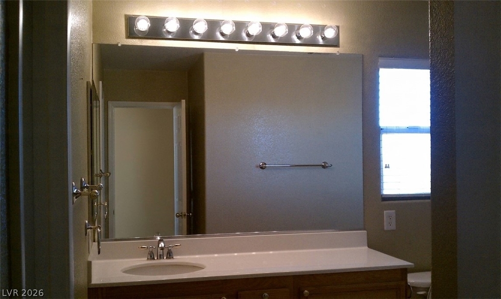 10662 Foggy Glen Avenue - Photo 13