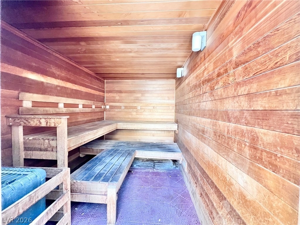 8070 W Russell Road - Photo 24