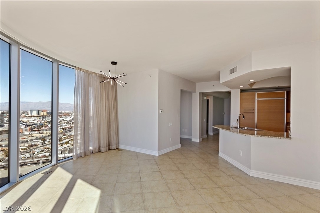 322 Karen Avenue - Photo 3