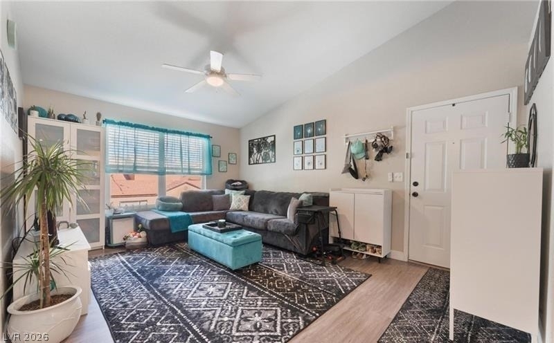 555 E Silverado Ranch Boulevard - Photo 20