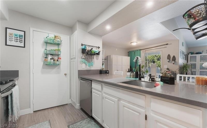 555 E Silverado Ranch Boulevard - Photo 24