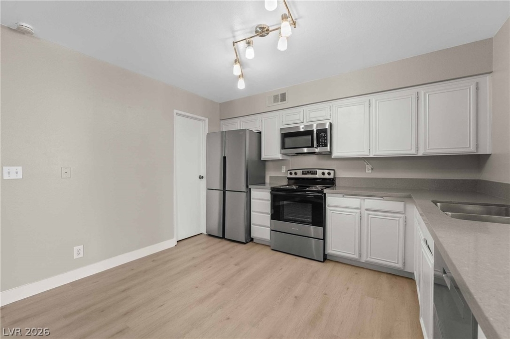 4630 Bountiful Way - Photo 8