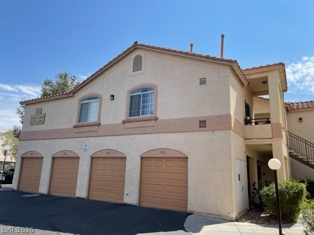 1830 N Buffalo Drive - Photo 0
