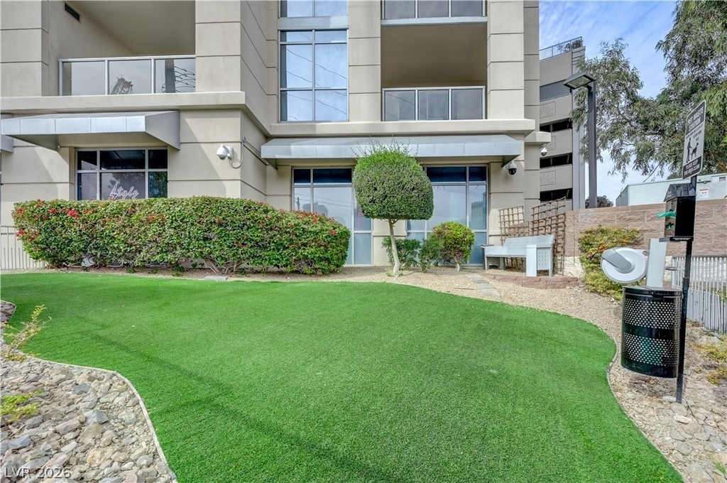 200 W Sahara Avenue - Photo 73