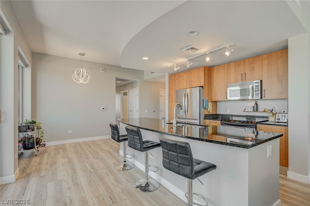 200 W Sahara Avenue - Photo 9