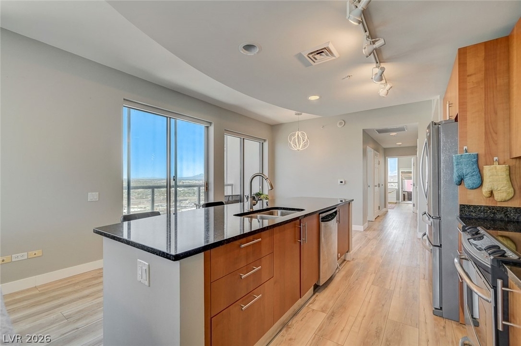 200 W Sahara Avenue - Photo 10