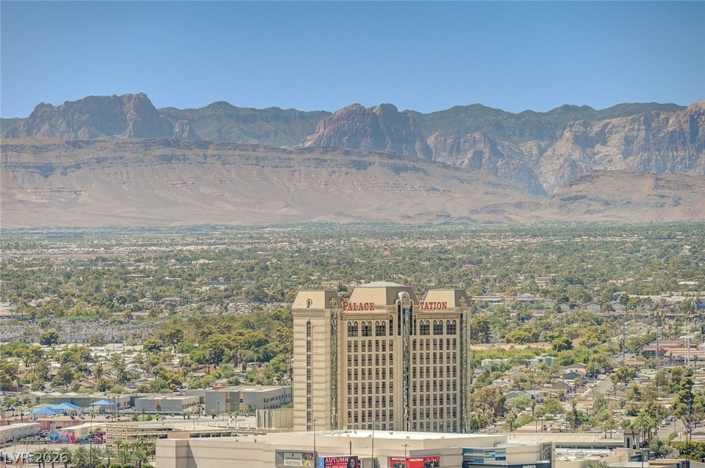 200 W Sahara Avenue - Photo 35