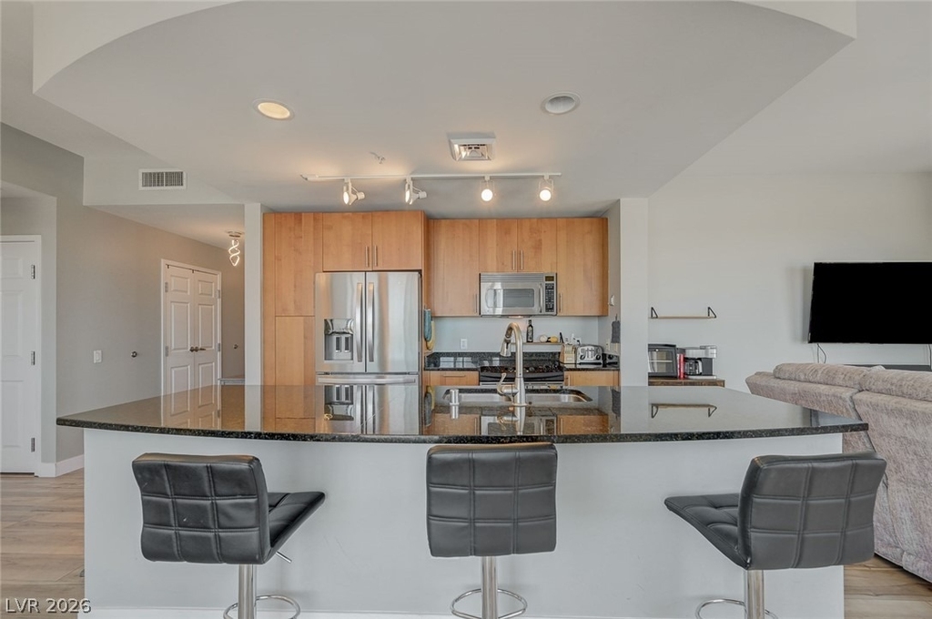 200 W Sahara Avenue - Photo 11