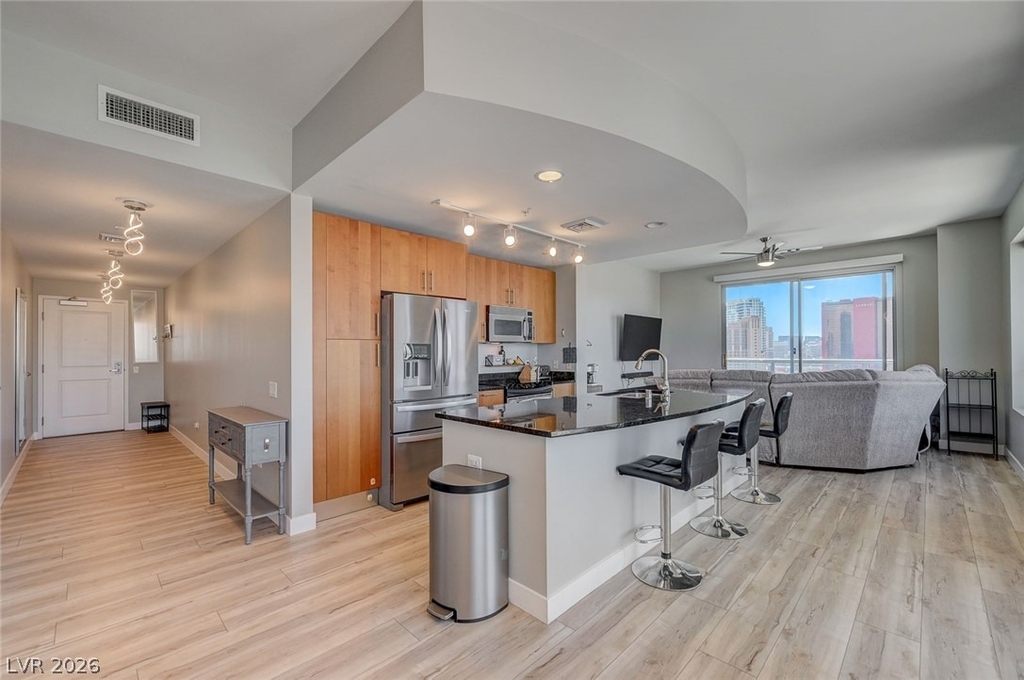 200 W Sahara Avenue - Photo 7