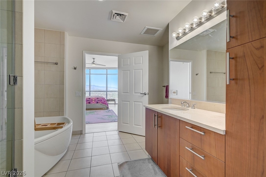 200 W Sahara Avenue - Photo 20