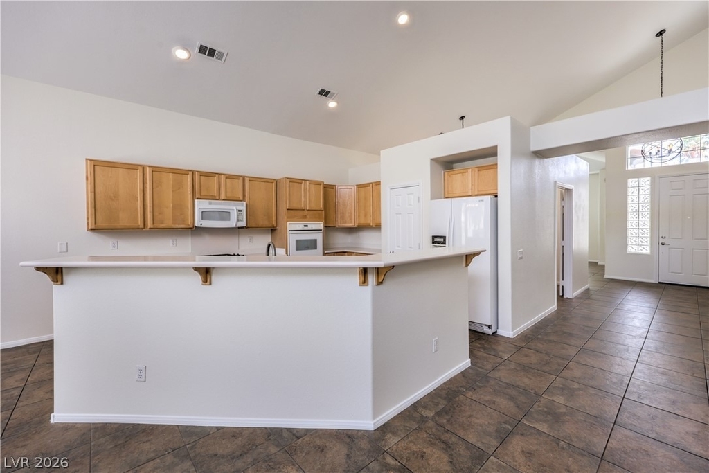 10008 Dusty Winds Avenue - Photo 7