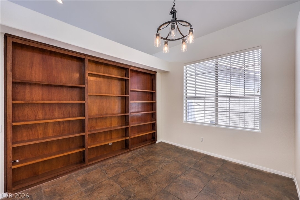 10008 Dusty Winds Avenue - Photo 10