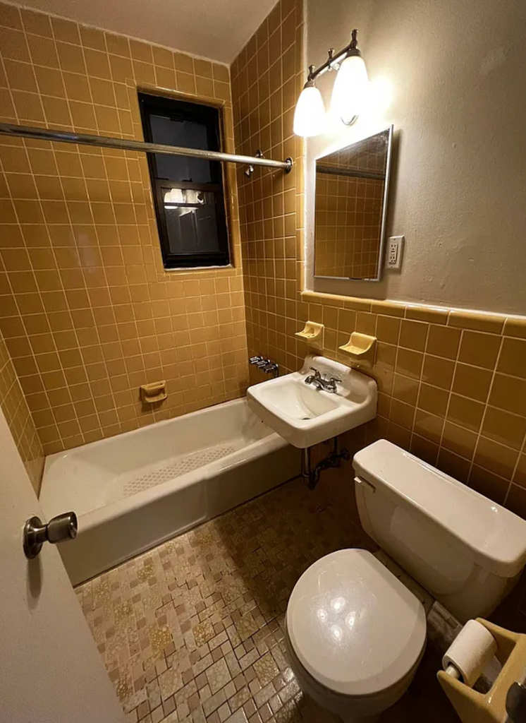 East 82nd Street and 2nd Avenue - Photo 2