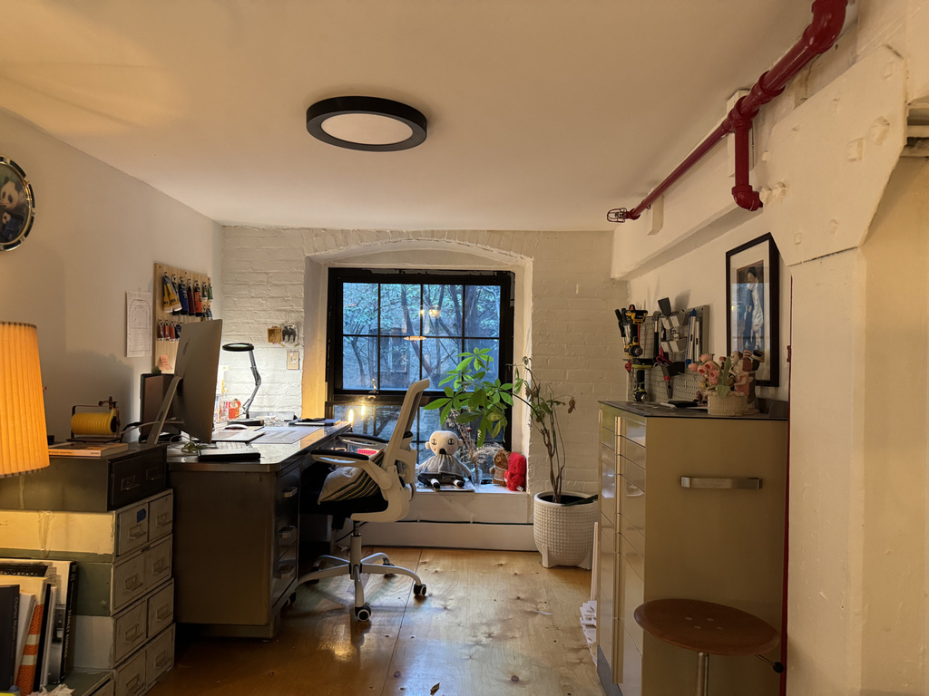 345 Eldert Street - Photo 6