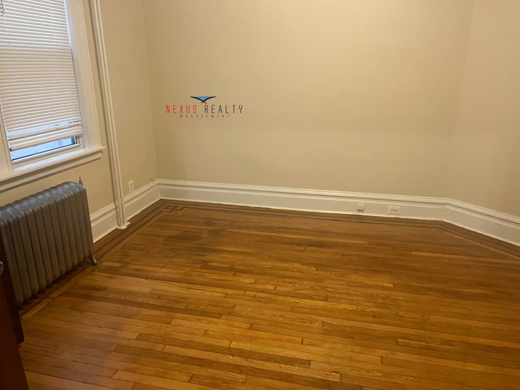 42-12 21st Avenue - Photo 4