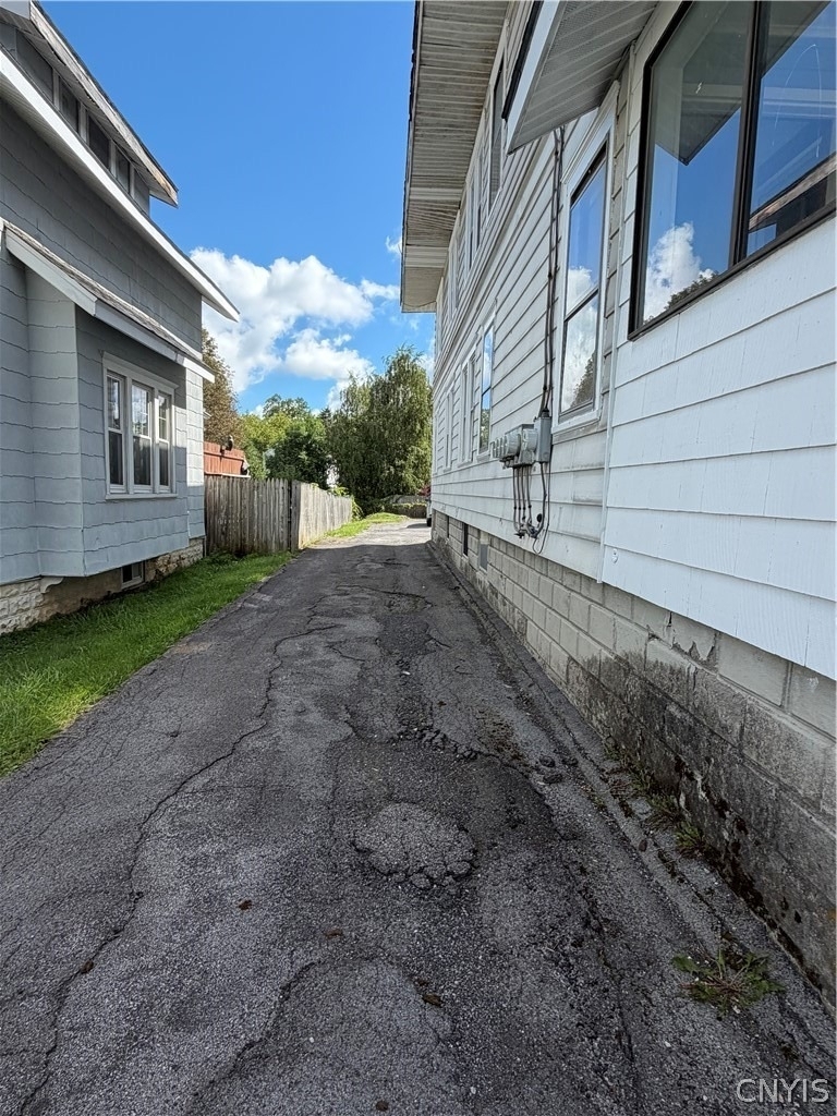142-44 Lynwood Avenue - Photo 14