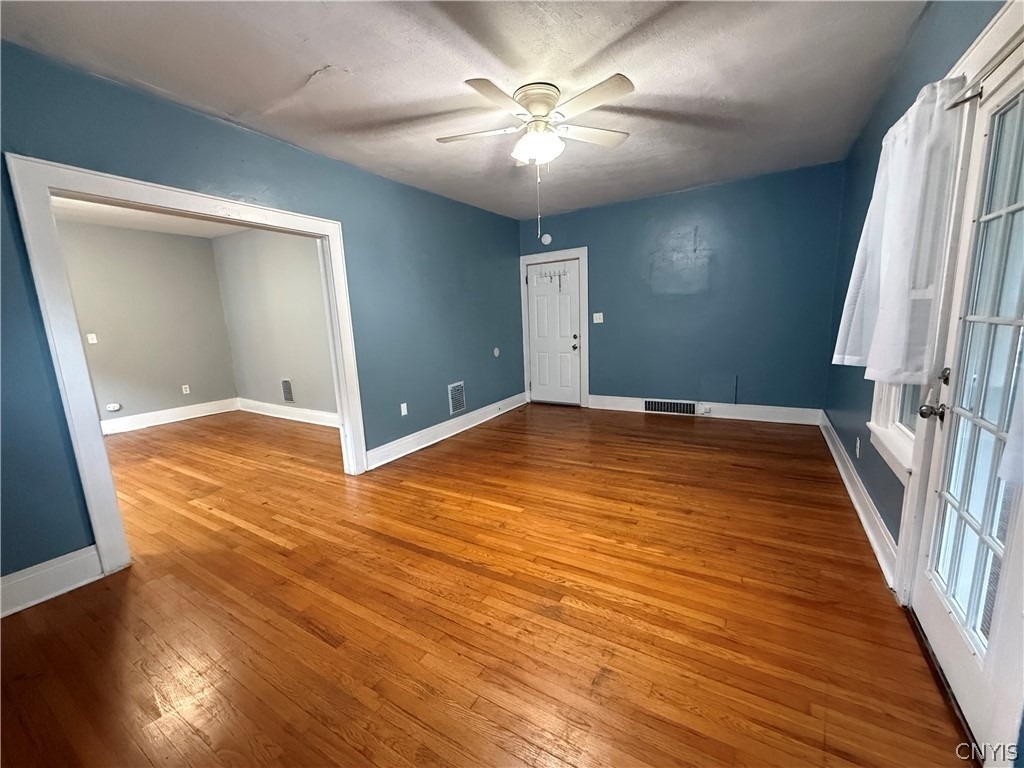 526 Boyden Street - Photo 2