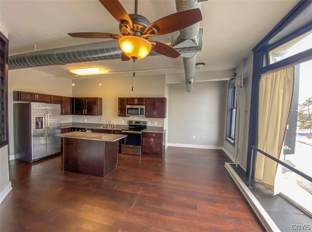 10 Genesee Street - Photo 11