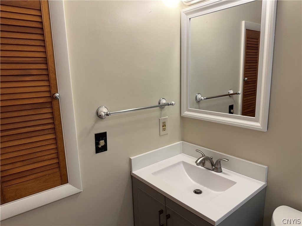 7878 Sagamore Drive N - Photo 17