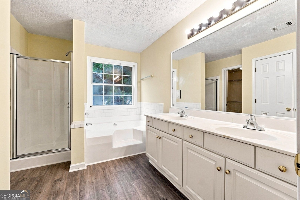 964 Bexhill Drive - Photo 13