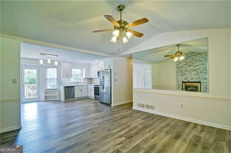 6428 Paradise Point Road - Photo 11