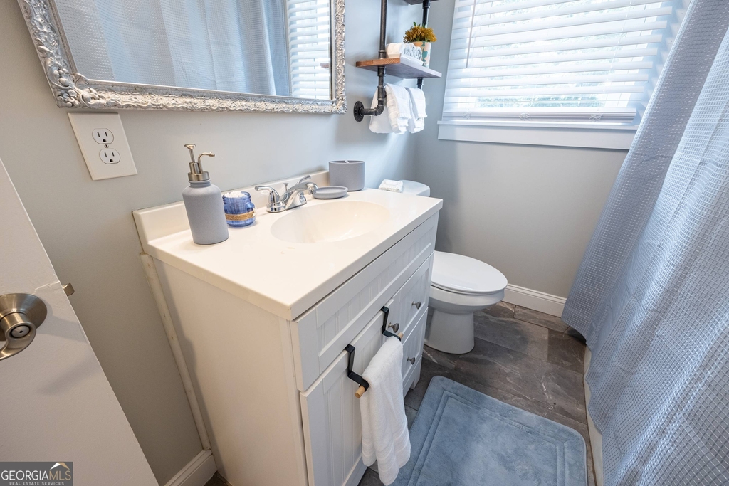 478 E Johnson Street - Photo 20