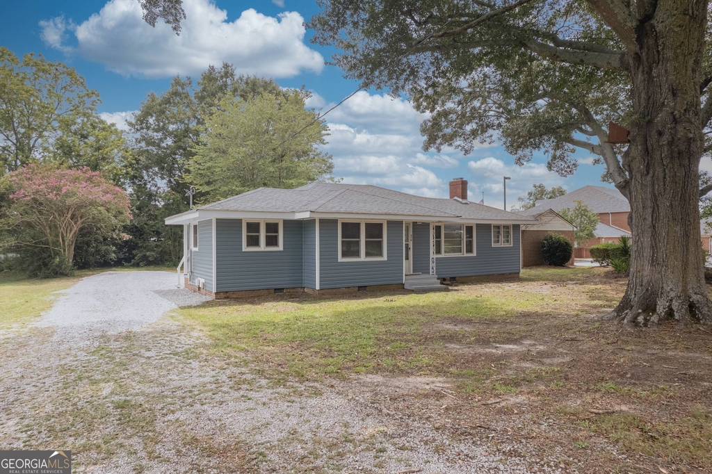 478 E Johnson Street - Photo 0