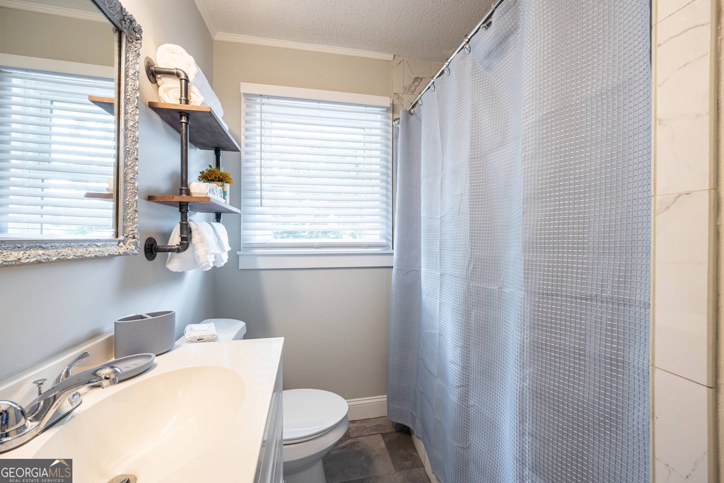 478 E Johnson Street - Photo 21