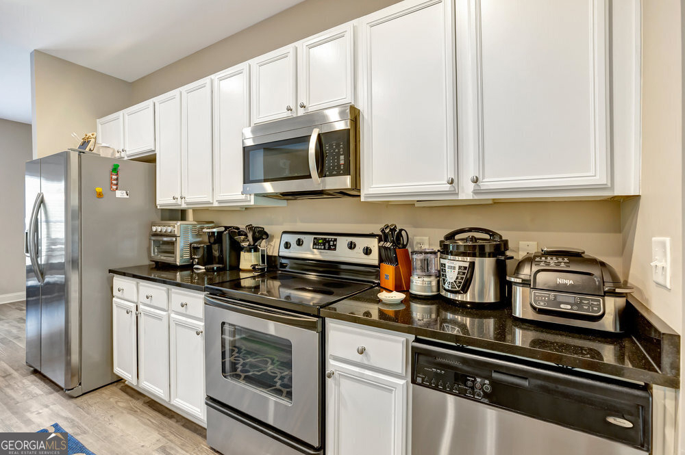 1226 E Bowersville Highway - Photo 8