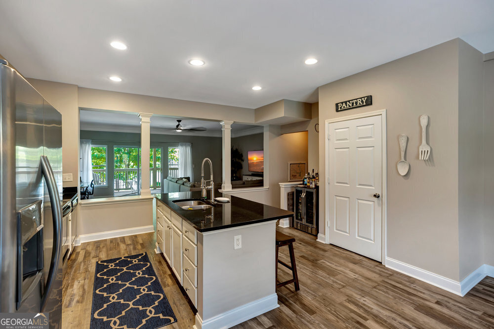 1226 E Bowersville Highway - Photo 6