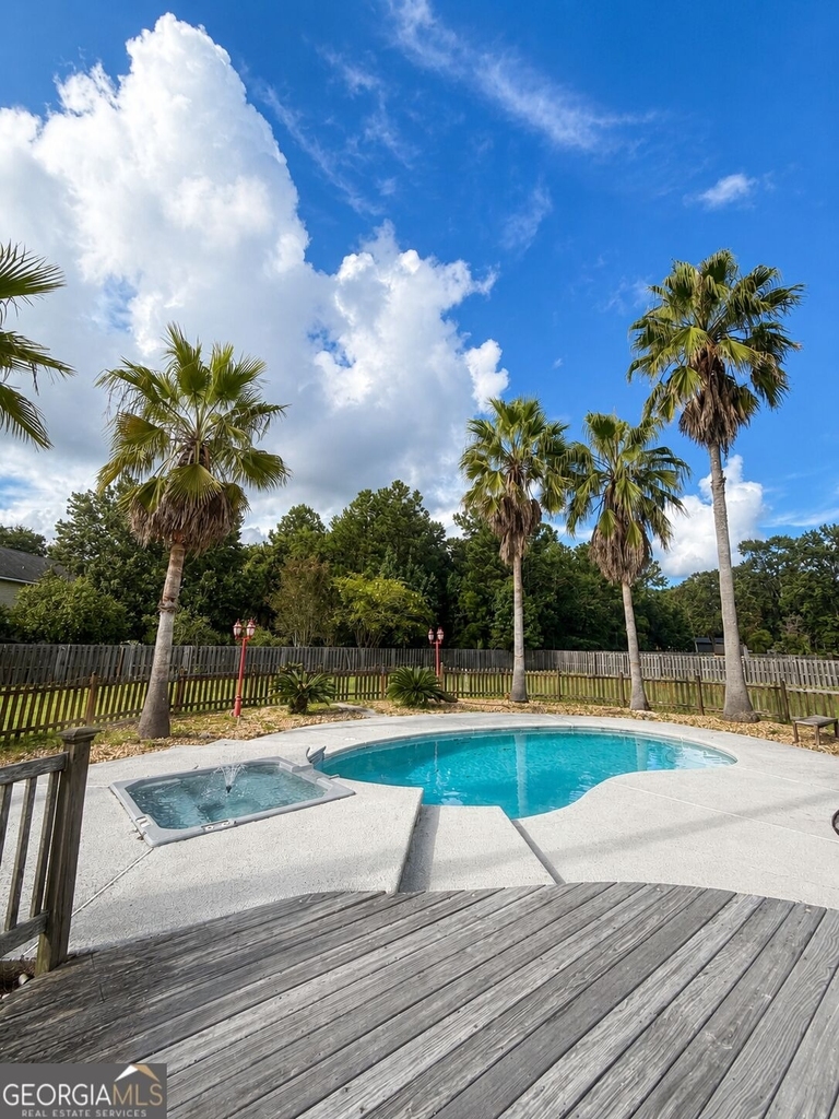 655 Bristol Hammock Circle - Photo 1