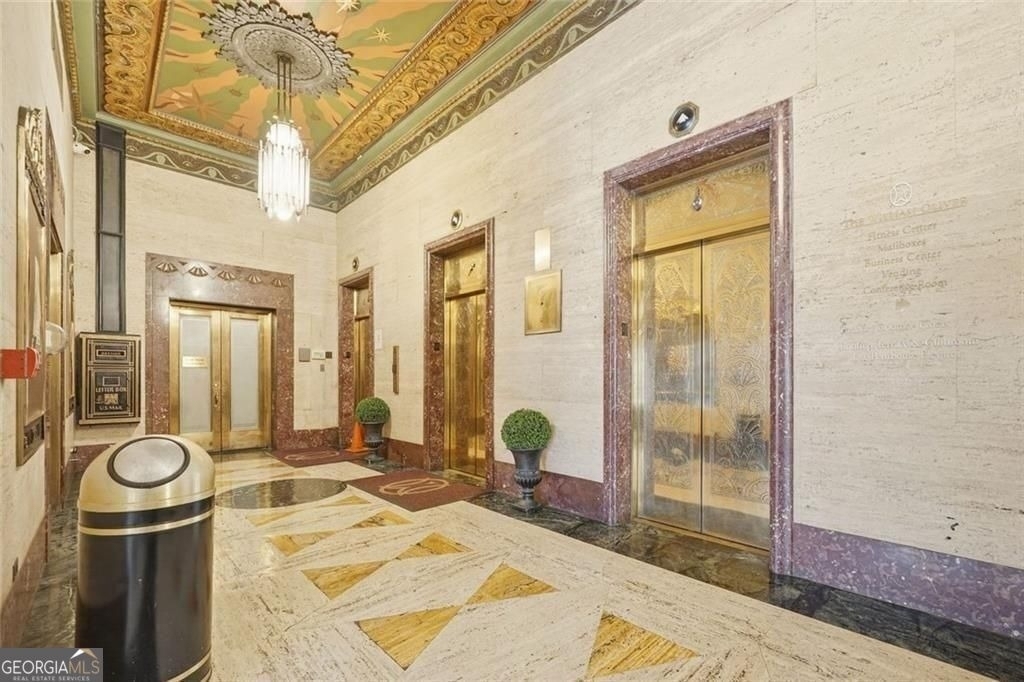 32 Peachtree Street Nw - Photo 1