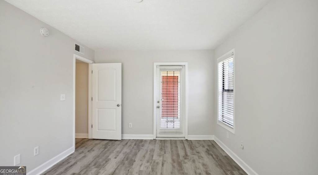 100 Pinhurst Drive - Photo 9