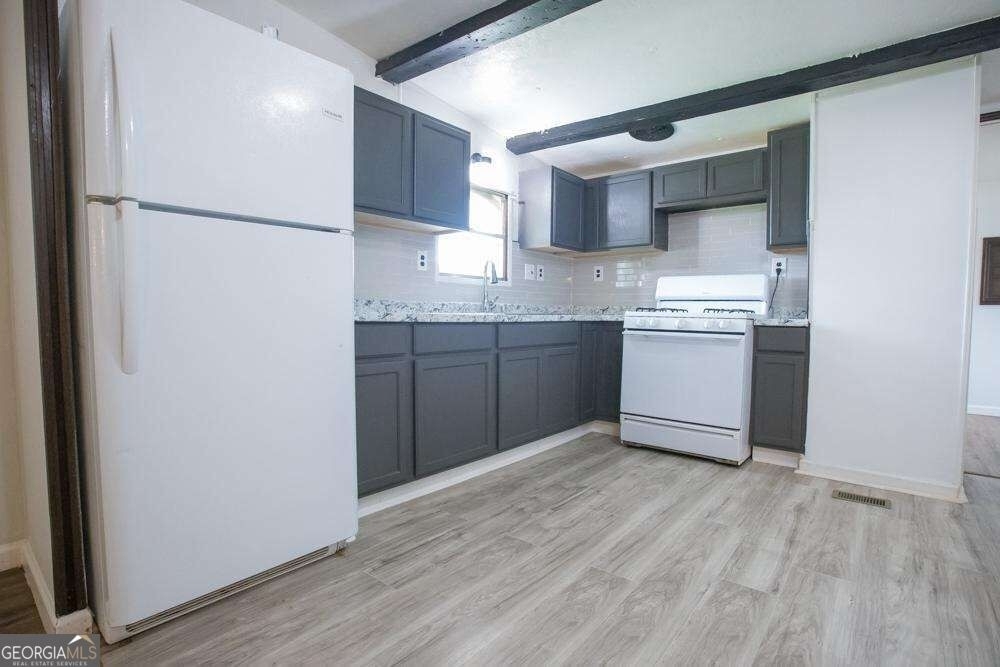 153 Commerce Lane - Photo 3