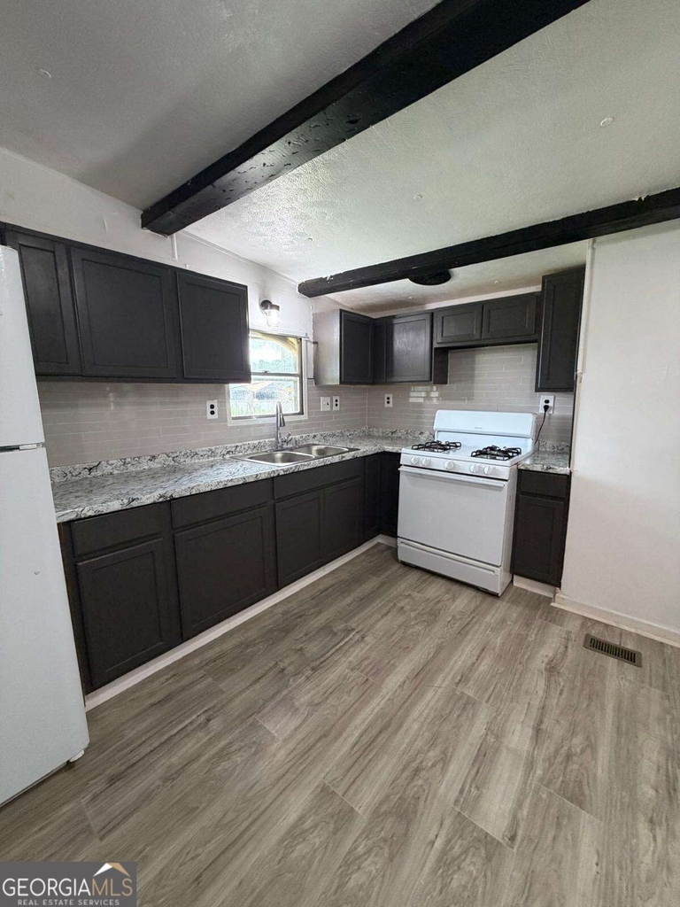 153 Commerce Lane - Photo 13