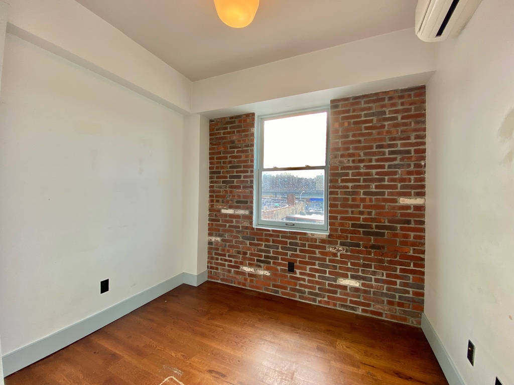 31 Brooklyn Avenue - Photo 5