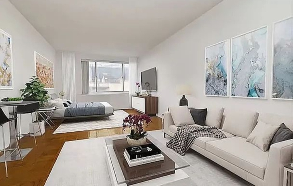 220 East 24th Street - Photo 0