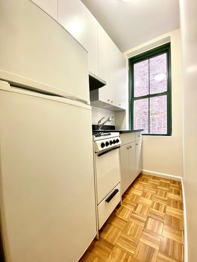 York Avenue and 78th Street - Photo 6