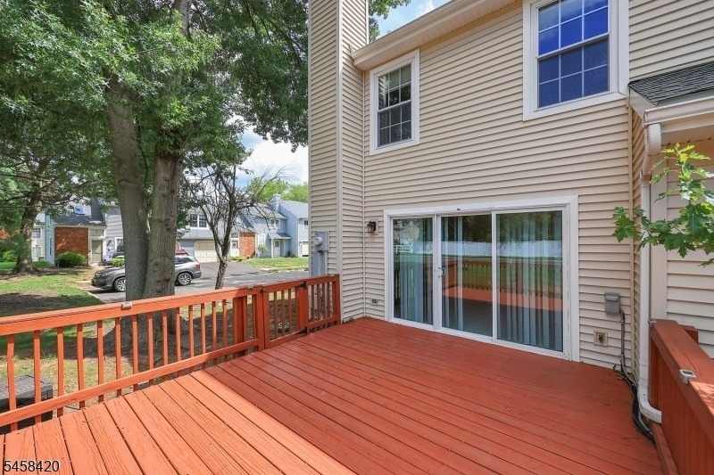 44 Whitby Cir - Photo 10