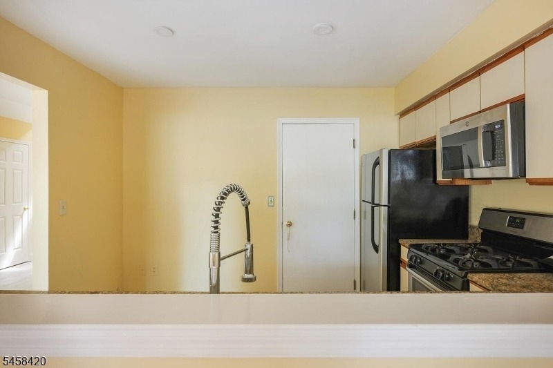 44 Whitby Cir - Photo 20